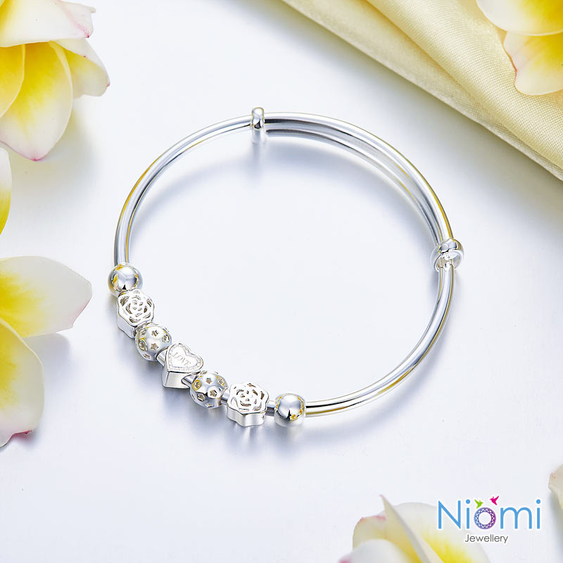 Lady Silver Bangle Heart