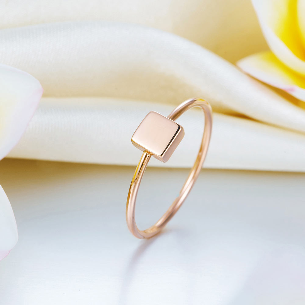 18K 玫瑰金戒指 幾何正方形 時尚優雅 - 精品珠寶